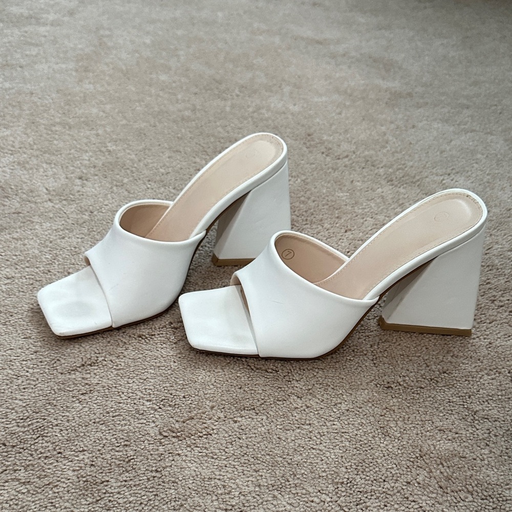 Elegant White Women's Mules